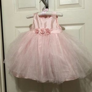 Girls pink tutu dress